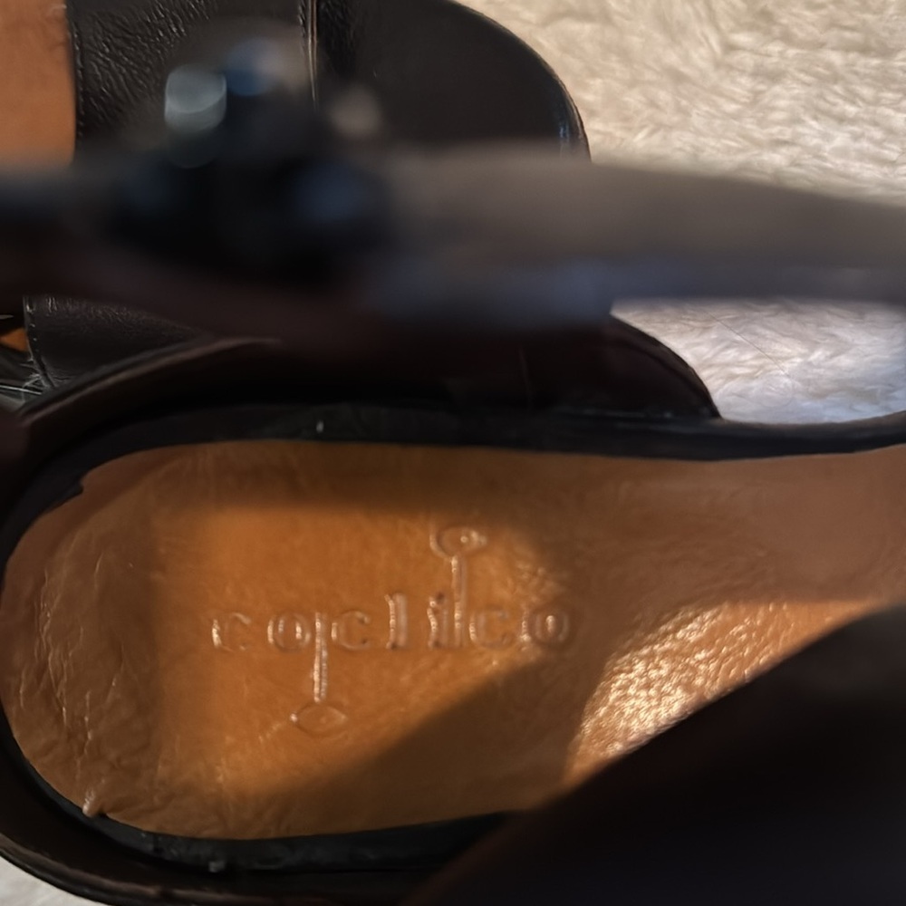 Coclico Leather Wedges - Picture 3 of 5